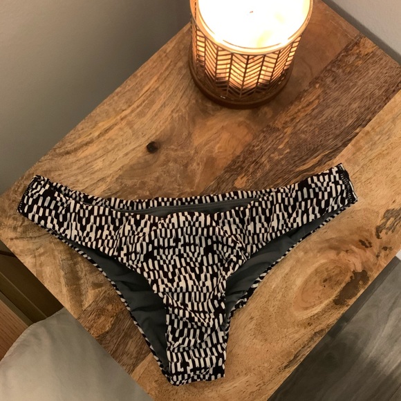 🍓JOLYN “WESTON” BOTTOMS - Picture 1 of 5